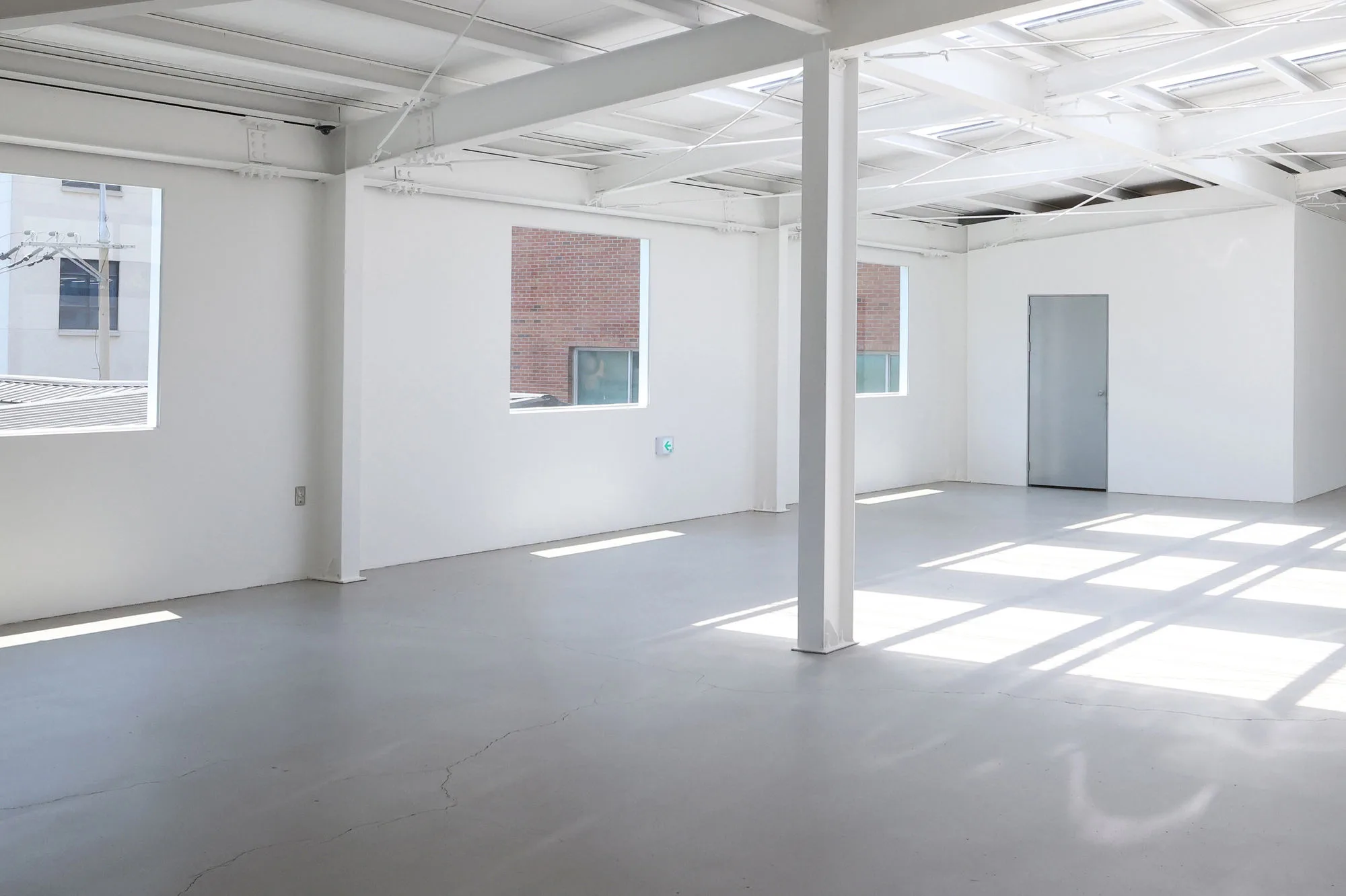 Aube Studio 9
