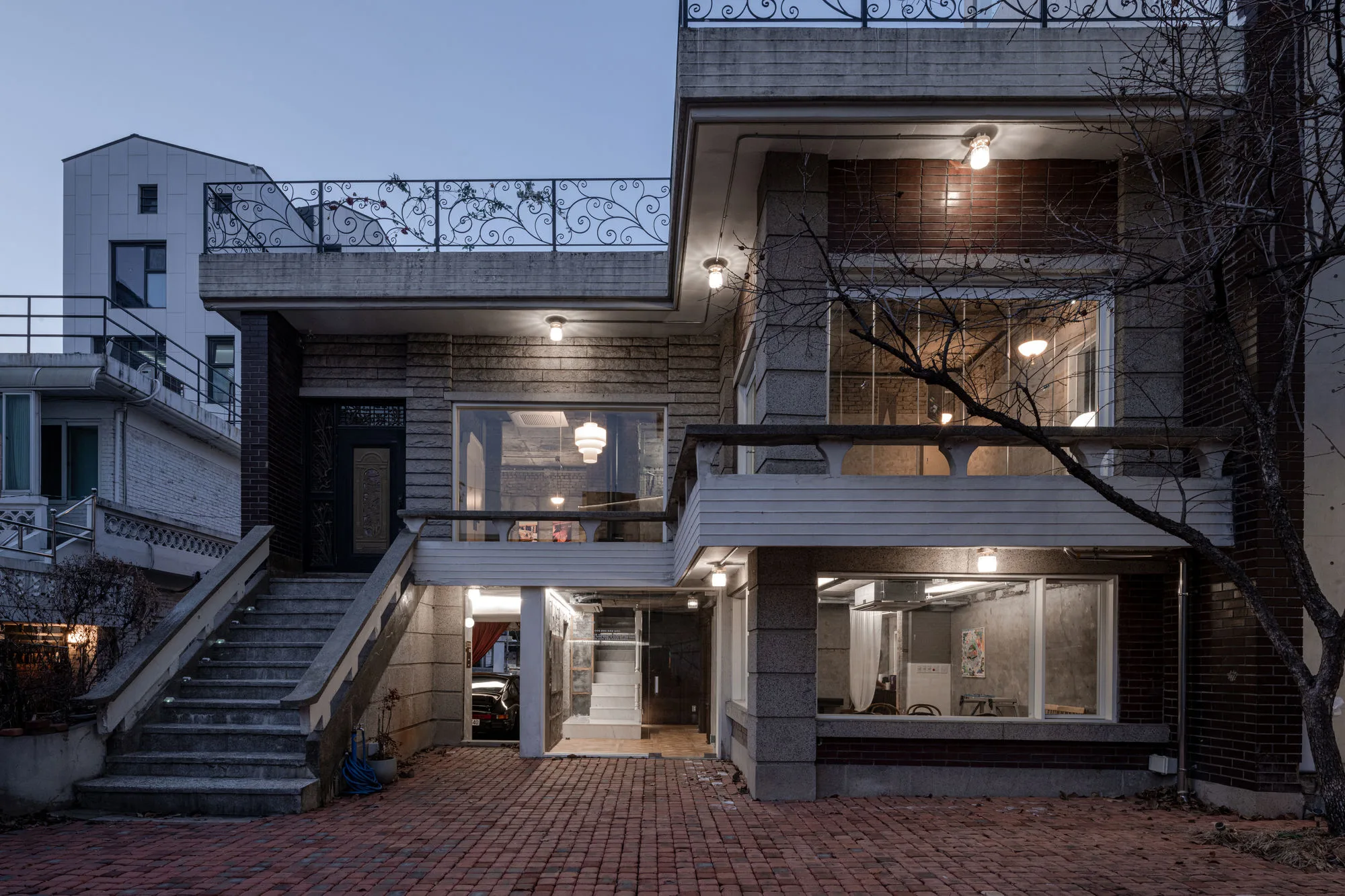 Facade Studio 18