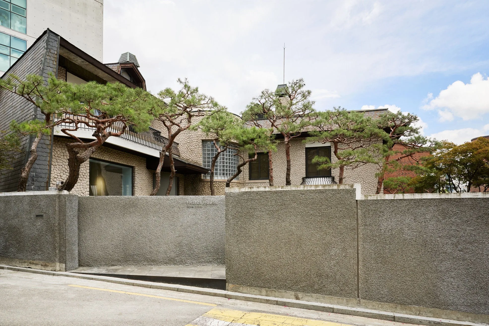 Frieze House 9