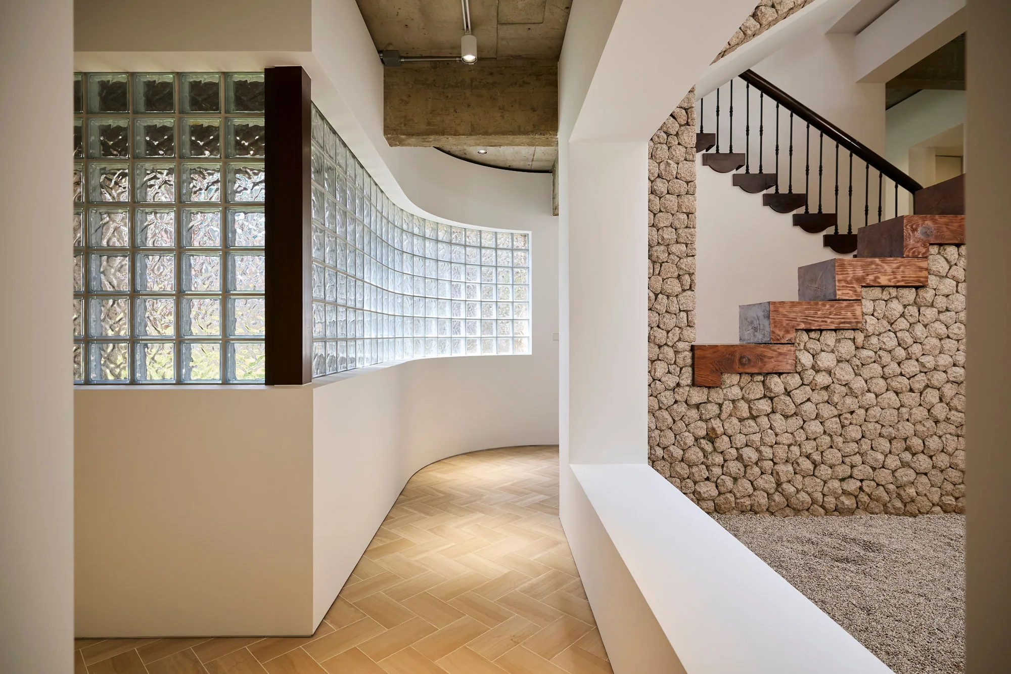 Frieze House 1