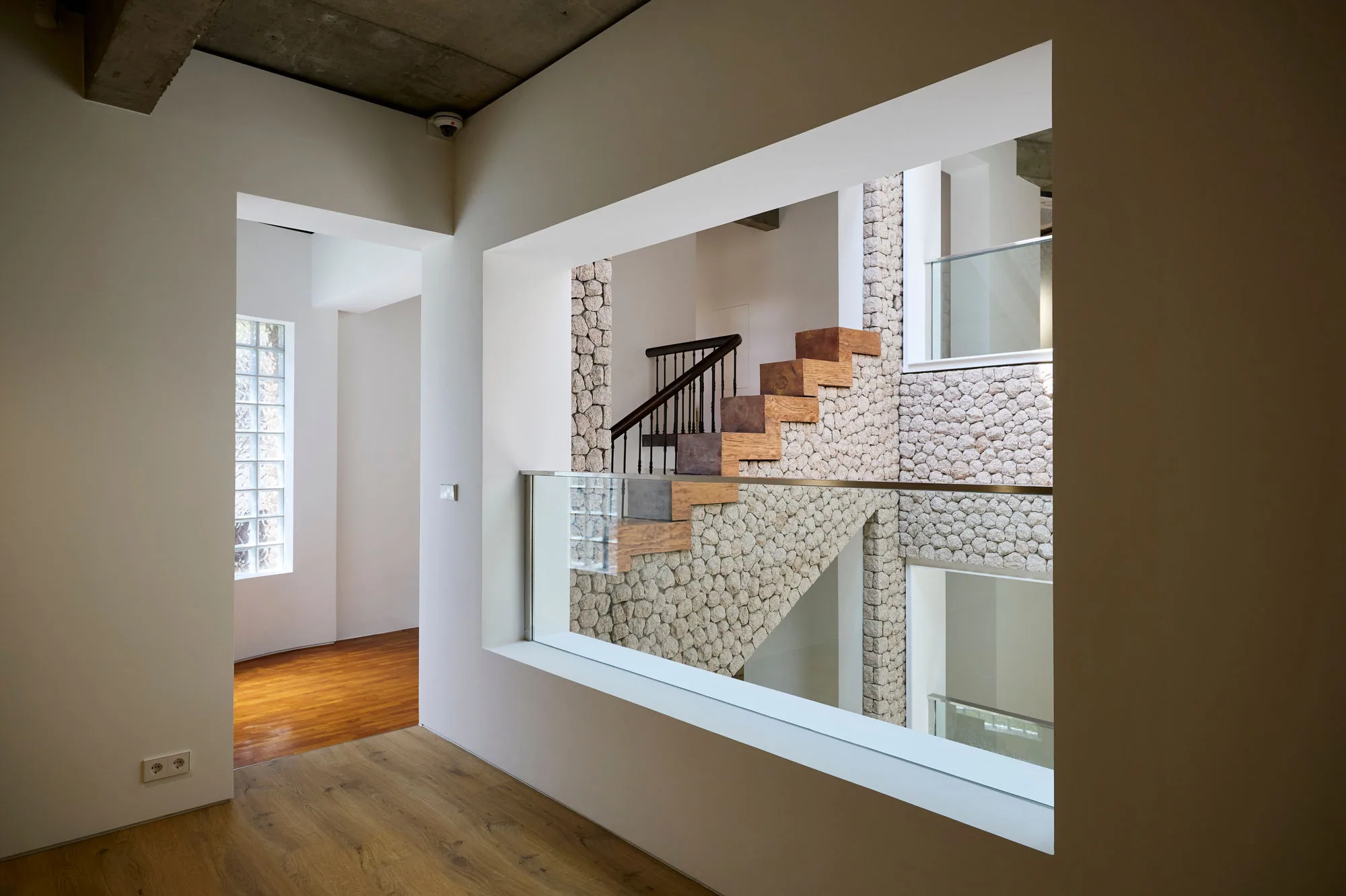 Frieze House 4
