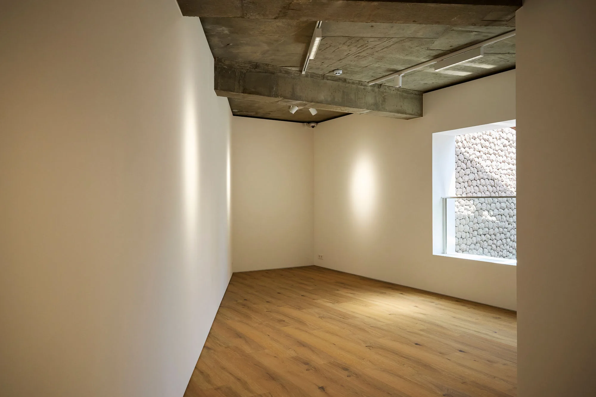 Frieze House 8