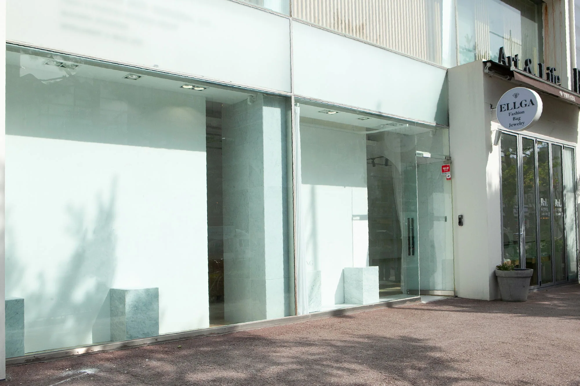 RnL Gallery 2